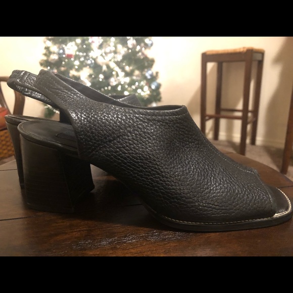 Sold Bandolino Black Ankle Strapped Mule - Picture 3 of 5